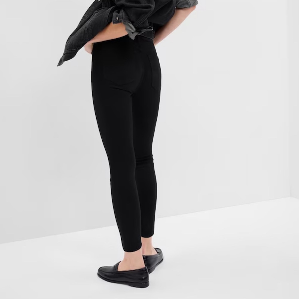 GAP Sky High True Skinny Black 8 / 29 Tall